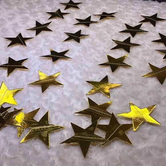 GOLD STAR GARLAND - Picture 2 of 5